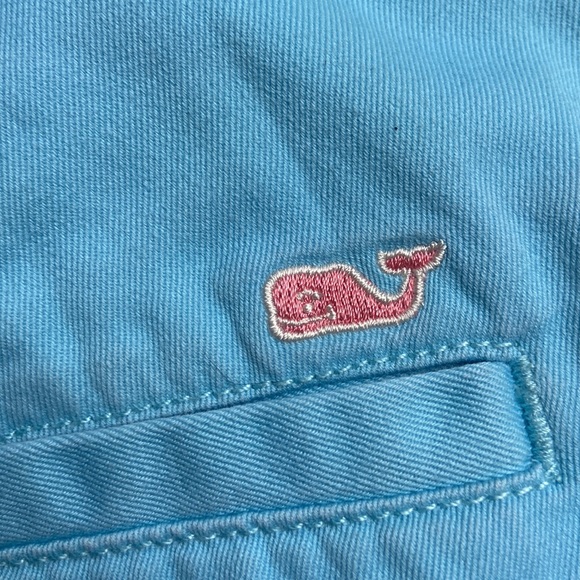 vineyard vines shorts - Picture 3 of 5